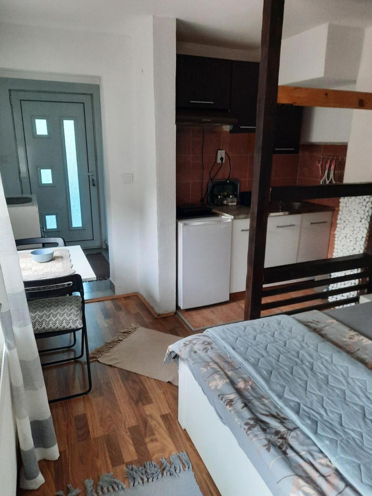 Apartmani Biljana Lazic Врнячка-Баня Екстер'єр фото